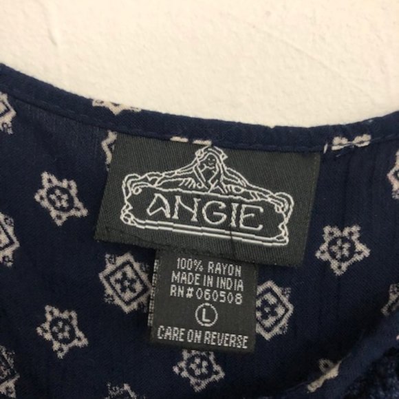 Dress - Picture 3 of 4